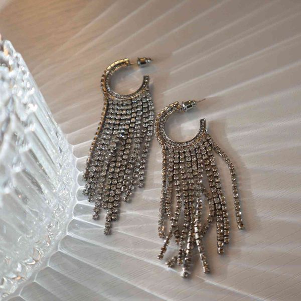 101 silver metal crystal full diamond c-shape long tassel fairy temperament earrings e14-6
101 silver metal crystal full diamond c-shape long tassel fairy temperament earrings e14-6