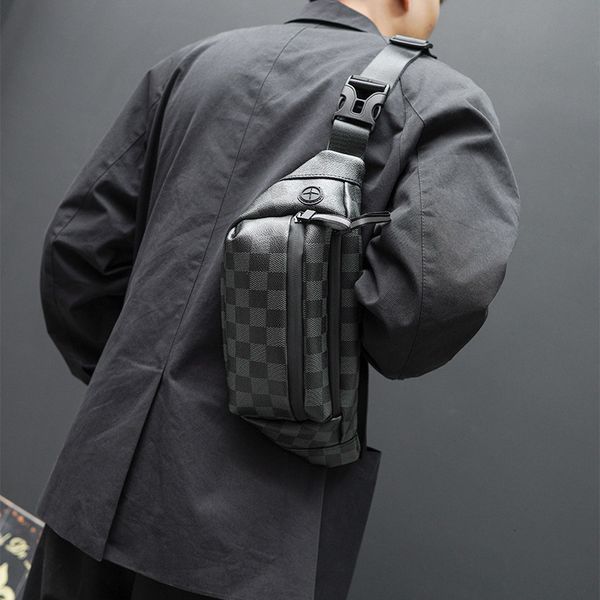 pockets boys' fashion check chest bag men's single shoulder students' small backpack waist street brand
pockets boys' fashion check chest bag men's single shoulder students' small backpack waist street brand