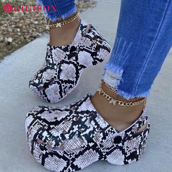 2021 brand for dropship leisure thick platform wedges high heels holes multi summer sandals woman jelly shoes, Black
2021 brand for dropship leisure thick platform wedges high heels holes multi summer sandals woman jelly shoes, Black