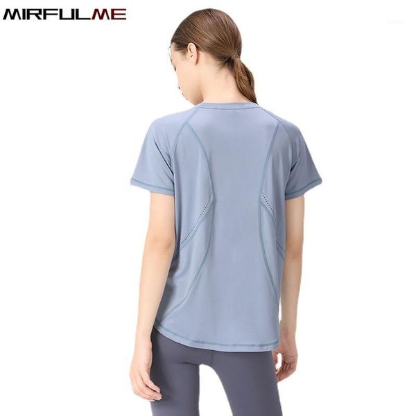 summer women loose breathable yoga short sleeves sport t-shirt quick dry fitness running shirt girls gym workout blouse outfit
summer women loose breathable yoga short sleeves sport t-shirt quick dry fitness running shirt girls gym workout blouse outfit