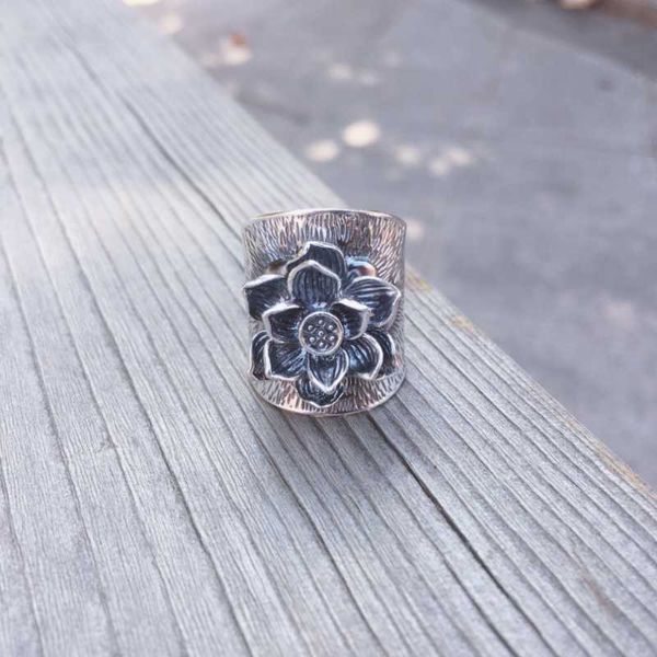cluster rings real s999 silver elephant lotue woman ring jewelry streling chinese style flower for women jewerly gift, Golden;silver
cluster rings real s999 silver elephant lotue woman ring jewelry streling chinese style flower for women jewerly gift, Golden;silver