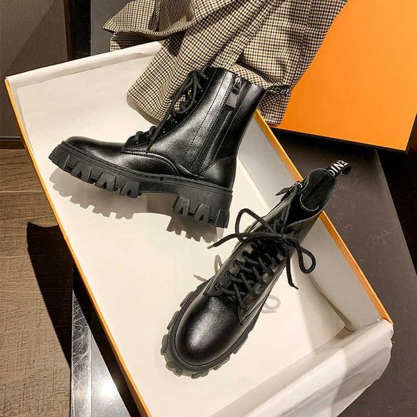 boots honghan ins fashionable white women's net red short 2021 middle tube locomotive thick soled, Black
boots honghan ins fashionable white women's net red short 2021 middle tube locomotive thick soled, Black