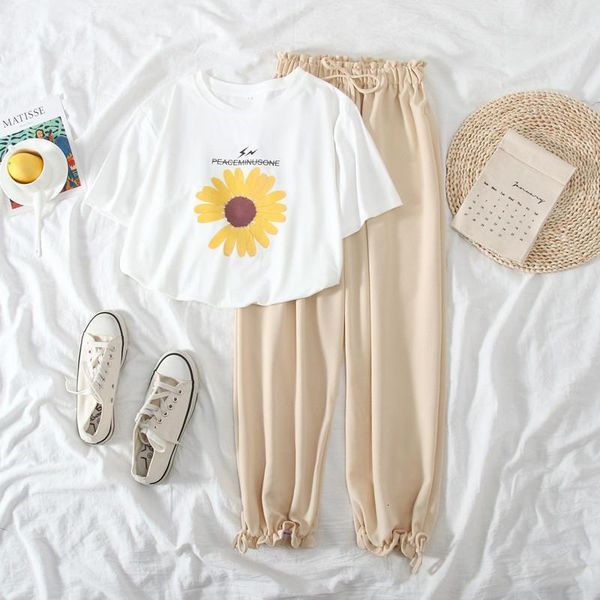2021 summer new korean harem pants two piece set sports suit female short sleeve printing daisy t-shirt women casual tracksuits, Gray
2021 summer new korean harem pants two piece set sports suit female short sleeve printing daisy t-shirt women casual tracksuits, Gray