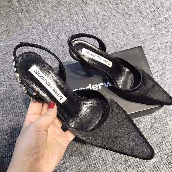 aw big wang's pointed thin heeled high heels women's silk water drill with alligator pattern, Black
aw big wang's pointed thin heeled high heels women's silk water drill with alligator pattern, Black