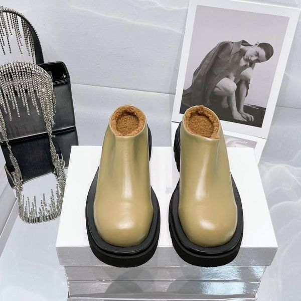 slippers autumn and winter green black cowhide sheepskin fur one thick-soled round head muller shoes furry leather drag women
slippers autumn and winter green black cowhide sheepskin fur one thick-soled round head muller shoes furry leather drag women