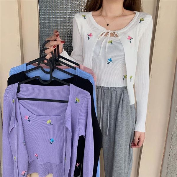 women's sweaters patched one-piece cropped pullovers embroideried flowers full sleeve laced sweater shirts crop female, White;black
women's sweaters patched one-piece cropped pullovers embroideried flowers full sleeve laced sweater shirts crop female, White;black