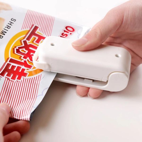 bag clips kitchen accessories mini heat plastic for storage food saver bags package household gadgets
bag clips kitchen accessories mini heat plastic for storage food saver bags package household gadgets
