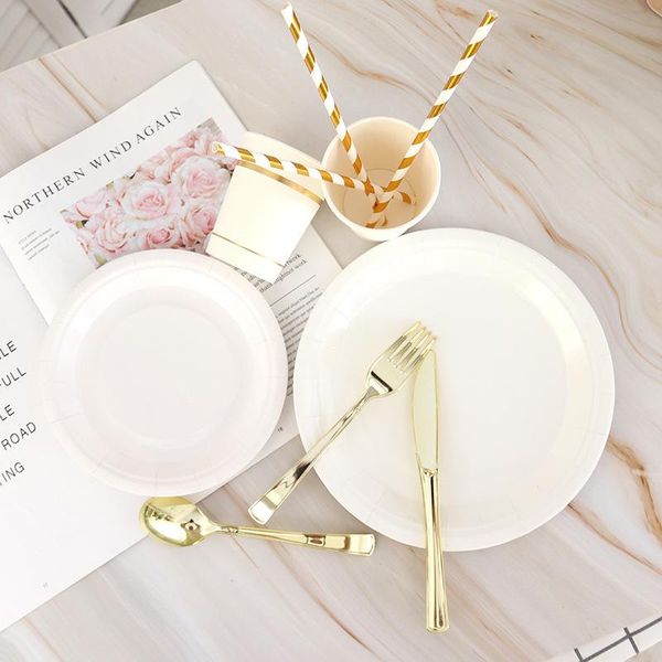 disposable dinnerware bronzing white paper cup 7 inch 9 plate party tableware set picnic barbecue
disposable dinnerware bronzing white paper cup 7 inch 9 plate party tableware set picnic barbecue