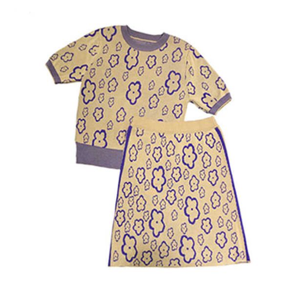perhaps u women set knitted o neck two pieces short sleeve skirt floral print khaki t0218 210529, White
perhaps u women set knitted o neck two pieces short sleeve skirt floral print khaki t0218 210529, White