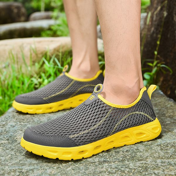 breathable mesh superlight running shoes for men summer man jogging shoes slip on mens sneakers comfortable walking gym fitness
breathable mesh superlight running shoes for men summer man jogging shoes slip on mens sneakers comfortable walking gym fitness