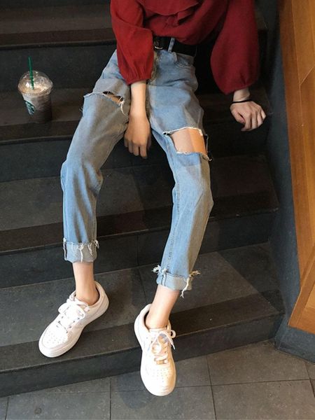 women's jeans blue denim trousers vintagehole korean style high waist streetwear loose female button zipper ladies pant for women washe
women's jeans blue denim trousers vintagehole korean style high waist streetwear loose female button zipper ladies pant for women washe
