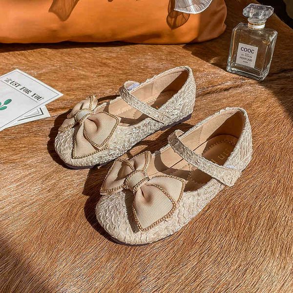 baby shoes spring and autumn girls' comfortable soft sole children's single fashionable princess, Black 
baby shoes spring and autumn girls' comfortable soft sole children's single fashionable princess, Black