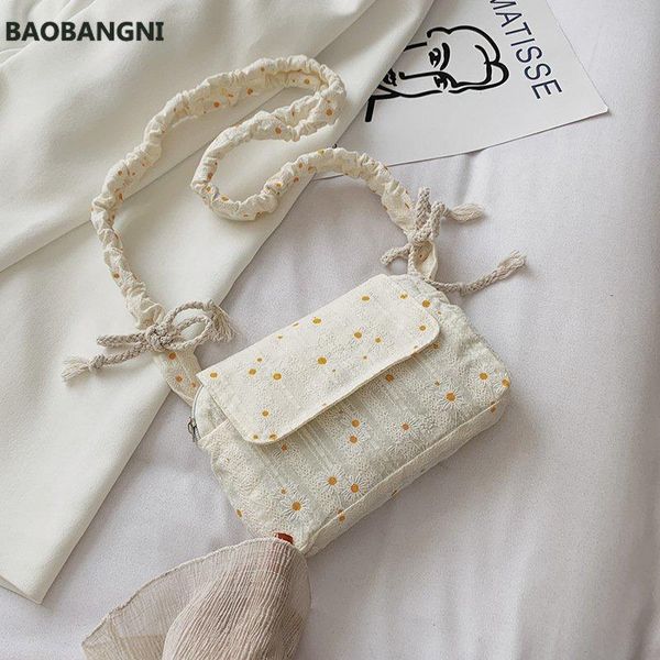 women canvas shoulder bag daisy print messenger bag cotton cloth casual bags retro ladies floral handbag shopping tote girl
women canvas shoulder bag daisy print messenger bag cotton cloth casual bags retro ladies floral handbag shopping tote girl