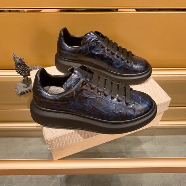 40% discount italy classic designer sneaker casual shoes for mens women ace original box fashion sneakers stripe embroidered lace up quality, Black
40% discount italy classic designer sneaker casual shoes for mens women ace original box fashion sneakers stripe embroidered lace up quality, Black
