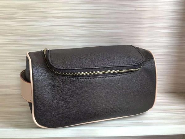 cosmetic bags & cases high-end quality men travelling toilet bag fashion design women wash large capacity makeup toiletry pouch
cosmetic bags & cases high-end quality men travelling toilet bag fashion design women wash large capacity makeup toiletry pouch