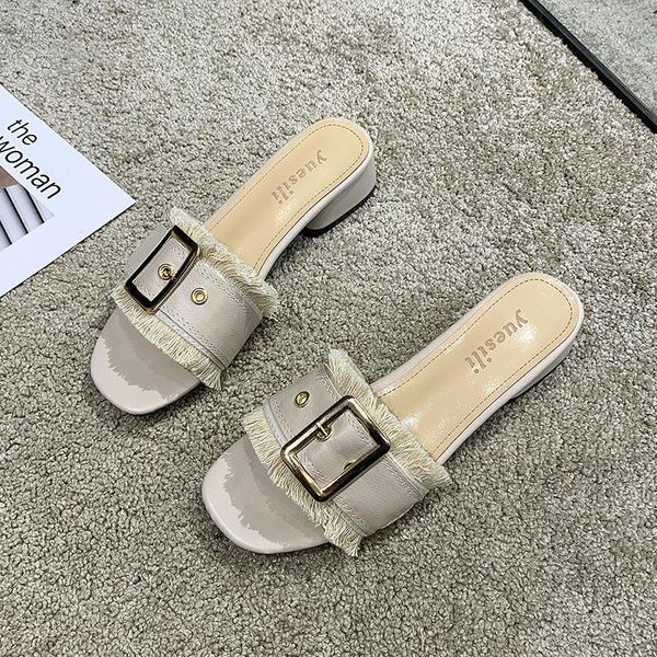 slippers metal buckle flat heel women open toe sandals summer shoes trendy chunky slides 2021, Black
slippers metal buckle flat heel women open toe sandals summer shoes trendy chunky slides 2021, Black