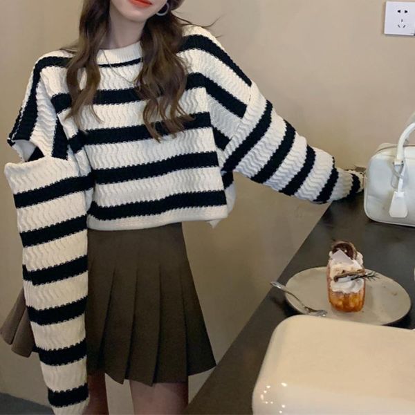women's sweaters hole hollowed out loose pullover sweater autumn net red age reduction contrast stripe long sleeve women, White;black
women's sweaters hole hollowed out loose pullover sweater autumn net red age reduction contrast stripe long sleeve women, White;black