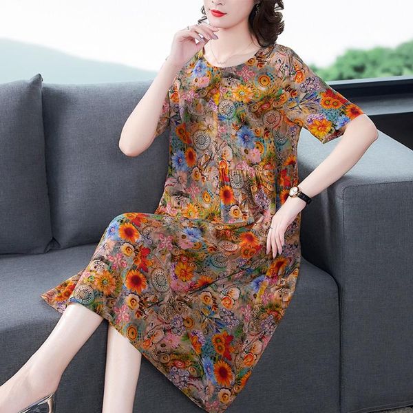 casual dresses 2021 vintage floral mulberry silk boho midi dress summer fashion 4xl plus size runway elegant women bodycon party vestidos, Black;gray
casual dresses 2021 vintage floral mulberry silk boho midi dress summer fashion 4xl plus size runway elegant women bodycon party vestidos, Black;gray