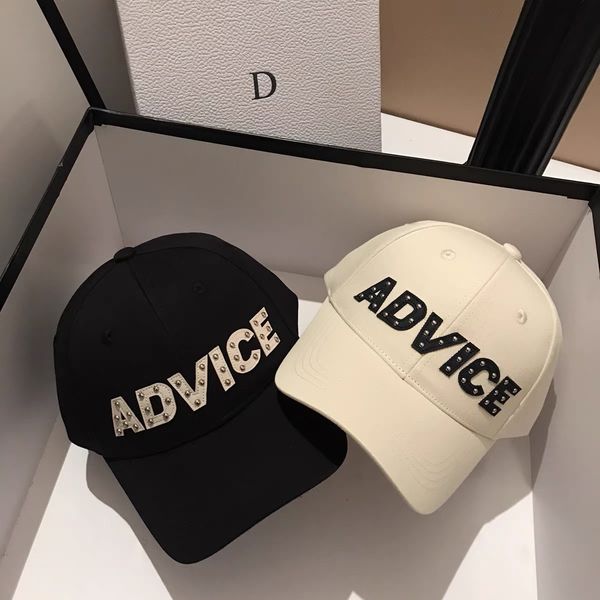 usa new fashion net red women's casual rivet letter baseball couple sunscreen cap, Black;white
usa new fashion net red women's casual rivet letter baseball couple sunscreen cap, Black;white