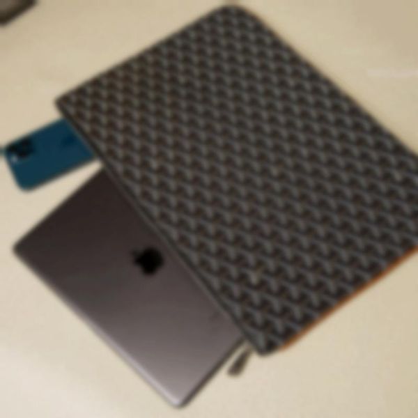 briefcases tablet clutch bag ipad 2021 men's and women's computer bags hand women handbags
briefcases tablet clutch bag ipad 2021 men's and women's computer bags hand women handbags