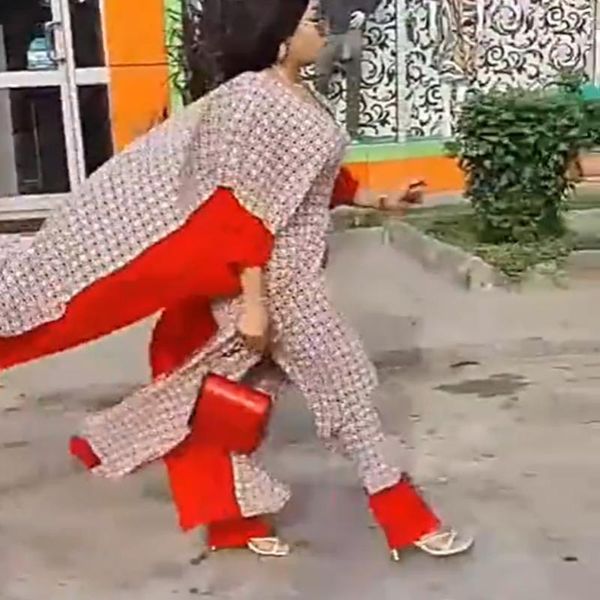 ethnic clothing 2021 summer african women printing v-neck two pieces sets long coat and pant suit, Red
ethnic clothing 2021 summer african women printing v-neck two pieces sets long coat and pant suit, Red