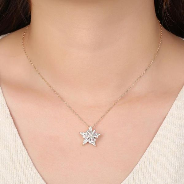 pendant necklaces women fashion necklace exquisite snowflower design zircon trendy jewelry party anniversary birthday gift, Silver
pendant necklaces women fashion necklace exquisite snowflower design zircon trendy jewelry party anniversary birthday gift, Silver