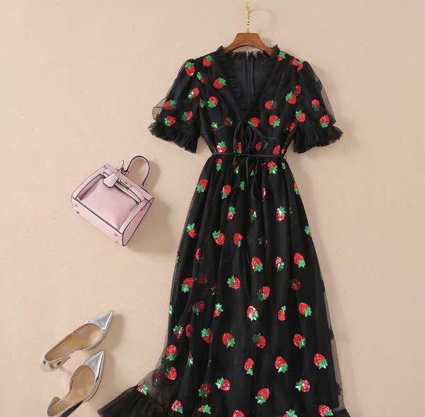 la.tendre black strawberry dress woman puff sleeve mesh long dress lace up party strawberries plus size black dresses for women, Black;gray
la.tendre black strawberry dress woman puff sleeve mesh long dress lace up party strawberries plus size black dresses for women, Black;gray