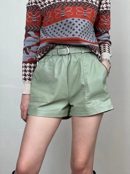 belt korean style high waist pu leather shorts women's autumn winter booty shorts 210301, White;black
belt korean style high waist pu leather shorts women's autumn winter booty shorts 210301, White;black