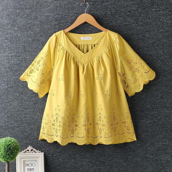 women's blouses & shirts 2021 summer women japan style cotton hollow embroidery pullover shirt v-neck short sleeve loose blouse, White
women's blouses & shirts 2021 summer women japan style cotton hollow embroidery pullover shirt v-neck short sleeve loose blouse, White