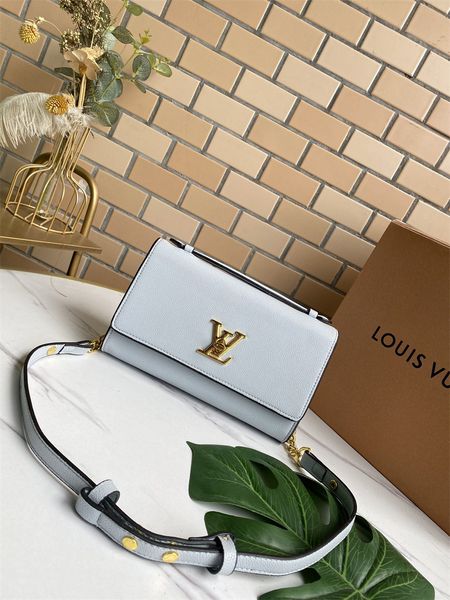 twist lock handbag purse genuine leather messenger bag embroidery shoulder strap bags women crossbody flap bag handle tote new
twist lock handbag purse genuine leather messenger bag embroidery shoulder strap bags women crossbody flap bag handle tote new