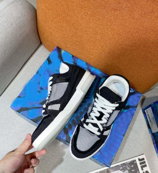trainer shoes luxury designer sneakers men coach sports shoes comfortable casual shoes leather size 39-45, Black
trainer shoes luxury designer sneakers men coach sports shoes comfortable casual shoes leather size 39-45, Black