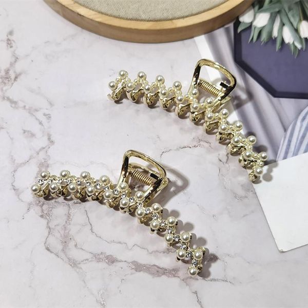 hair clips & barrettes selling korean style pearl claw metal vintage big, Golden;silver
hair clips & barrettes selling korean style pearl claw metal vintage big, Golden;silver