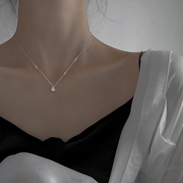 pendant necklaces 2021 niche french simple water drop peas gold clavicle chain necklace for women girls party jewelry gifts, Silver
pendant necklaces 2021 niche french simple water drop peas gold clavicle chain necklace for women girls party jewelry gifts, Silver