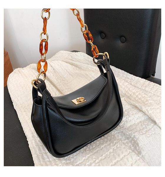 evening bags high-quality 2021 fashion ladies autumn all-match retro one-shoulder underarm bag small square
evening bags high-quality 2021 fashion ladies autumn all-match retro one-shoulder underarm bag small square