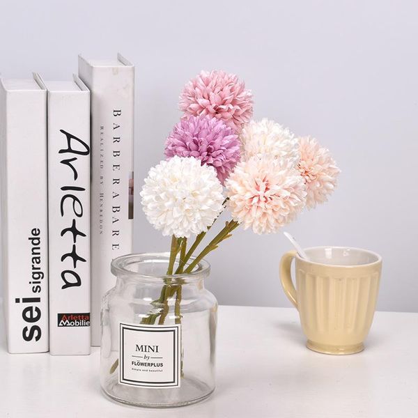 single-head imitation flowers dandelion ball chrysanthemum artificial flower home living room decoration hun qing ying lou backg
single-head imitation flowers dandelion ball chrysanthemum artificial flower home living room decoration hun qing ying lou backg