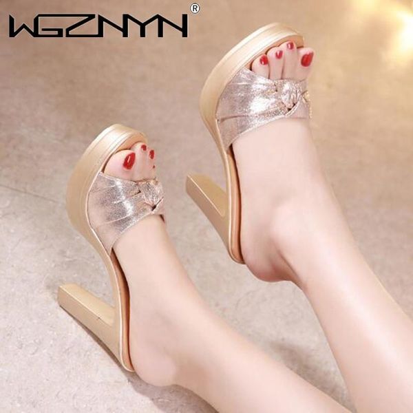 slippers 2021 woman mules ladies party slides women fashion pumps women's female outdoor high heels pu leather plus size 34-43, Black
slippers 2021 woman mules ladies party slides women fashion pumps women's female outdoor high heels pu leather plus size 34-43, Black
