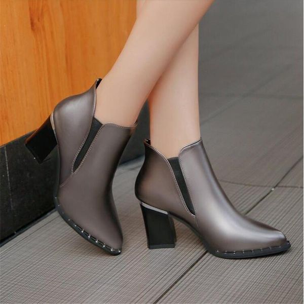 boots european style simple fashion women's ladies british rivet 2021 autumn and winter high heels, Black
boots european style simple fashion women's ladies british rivet 2021 autumn and winter high heels, Black