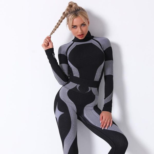 seamless women yoga suit gym set sports long sleeve leggings tight pants training suit sports fitness gym clothes
seamless women yoga suit gym set sports long sleeve leggings tight pants training suit sports fitness gym clothes