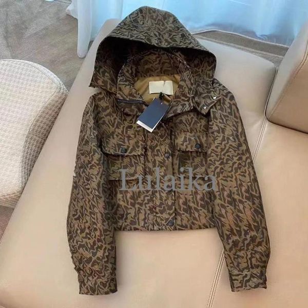 women's trench coats vintage letter jacquard hooded jacket 2021 autumn women zipper versatile coat female fashion clothing, Tan;black
women's trench coats vintage letter jacquard hooded jacket 2021 autumn women zipper versatile coat female fashion clothing, Tan;black