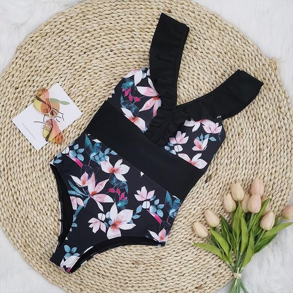 plant print beachwear v neck swimwear 2021 swimsuit women bathing suit one piece suits ruffles maillot
plant print beachwear v neck swimwear 2021 swimsuit women bathing suit one piece suits ruffles maillot
