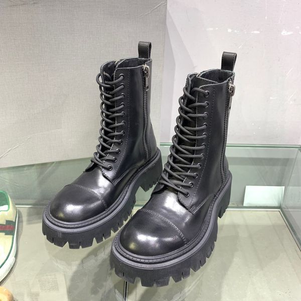 classic style boots favored by web celebrity stars. the surface and lining are made of cowhide leather high softness gives you feeling being, Black
classic style boots favored by web celebrity stars. the surface and lining are made of cowhide leather high softness gives you feeling being, Black