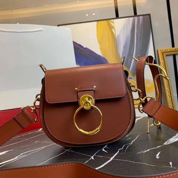 evening bags leather women's shoulder bag 2021 saddle type transverse fashion real messenger
evening bags leather women's shoulder bag 2021 saddle type transverse fashion real messenger