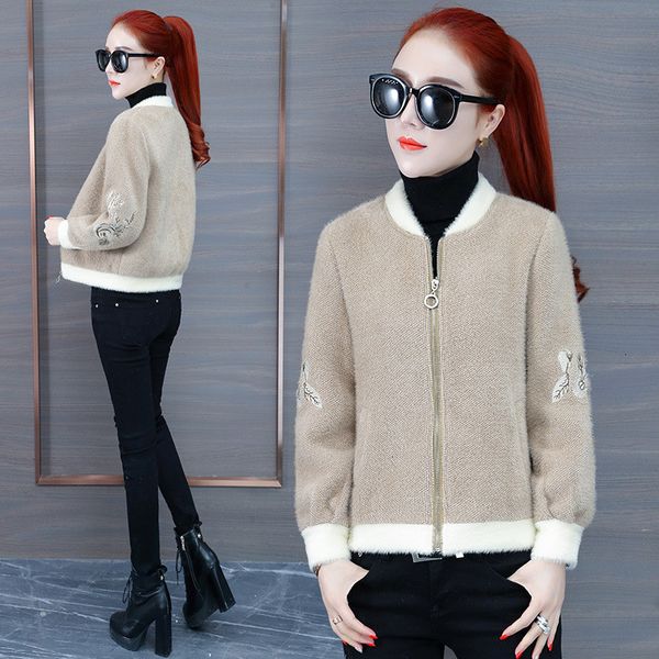 women's jackets jacket female imitation mink veet coatfashion embroidery ladies casual spring autumn coats b627 2zx8, Black;brown
women's jackets jacket female imitation mink veet coatfashion embroidery ladies casual spring autumn coats b627 2zx8, Black;brown