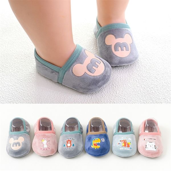 plus velvet thickening baby girls boys cute cartoon non-slip toddler floor socks animal pattern first walker shoes for newborns
plus velvet thickening baby girls boys cute cartoon non-slip toddler floor socks animal pattern first walker shoes for newborns