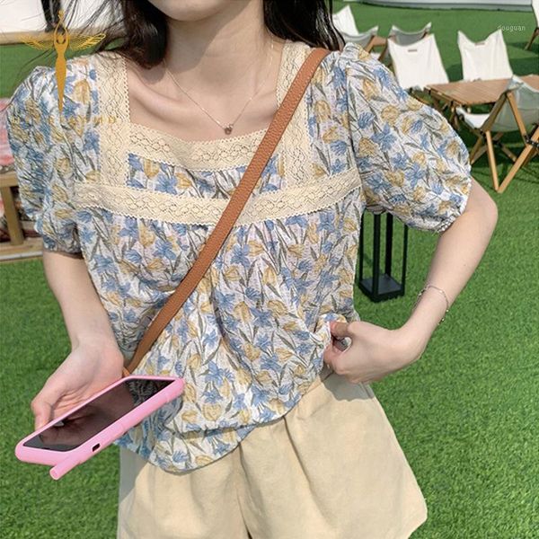 women's t-shirt casual vintage floral printed crop clothes elegant lace patchwork square collar femme puff sleeve short top, White
women's t-shirt casual vintage floral printed crop clothes elegant lace patchwork square collar femme puff sleeve short top, White