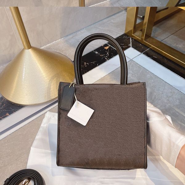shoulder bags designer handbags mini bag handbag various styles genuine leather different colors fashion brand with original box size 17*18*
shoulder bags designer handbags mini bag handbag various styles genuine leather different colors fashion brand with original box size 17*18*
