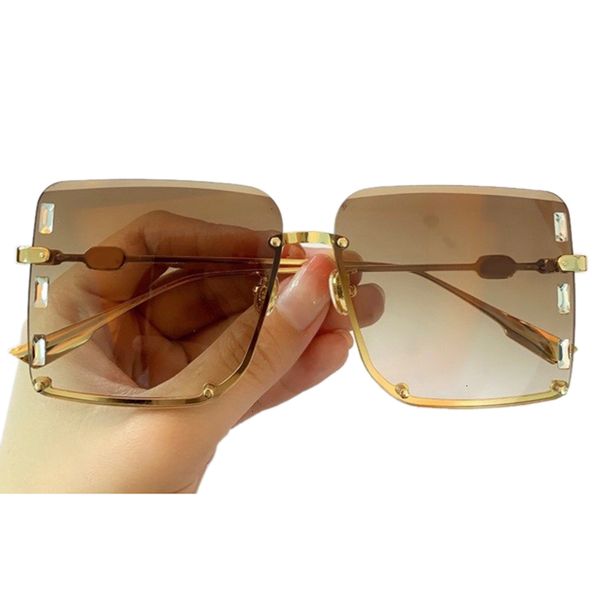 new fashion 2021 oversized sunglasses women with brand rimless sun glasses female uv400 9rem, White;black
new fashion 2021 oversized sunglasses women with brand rimless sun glasses female uv400 9rem, White;black