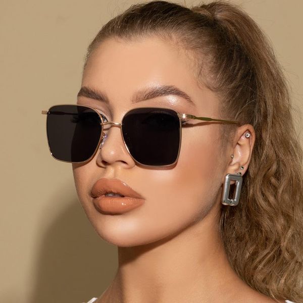 sunglasses fashion women vintage retro square shadow sun glasses metal luxury designer large black green shades, White;black
sunglasses fashion women vintage retro square shadow sun glasses metal luxury designer large black green shades, White;black