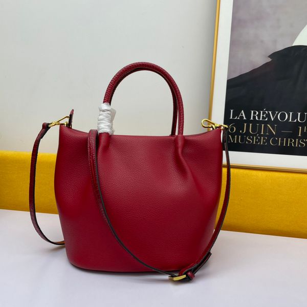 fashion designer leather ladies bag goods cross body handbag m45707size 26-24-16cm
fashion designer leather ladies bag goods cross body handbag m45707size 26-24-16cm
