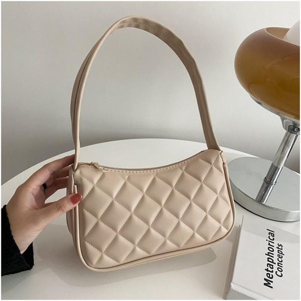 evening bags fashion lingge shopping bag pu leather underarm shoulder trendy texture zipper solid color handbags for women 2021
evening bags fashion lingge shopping bag pu leather underarm shoulder trendy texture zipper solid color handbags for women 2021